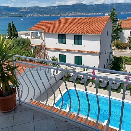 Apartments Majapaula Slatine Εξωτερικό φωτογραφία